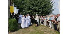 Nachfeier des Mährisch-Neustädter Wachsstockfestes an der Weingartenkapelle (Foto: Karl-Franz Thiede)